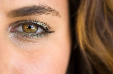 Bal Rengi Göz Makyajı Nasıl Yapılır? Bal Rengi Göz Makyajı Detayları